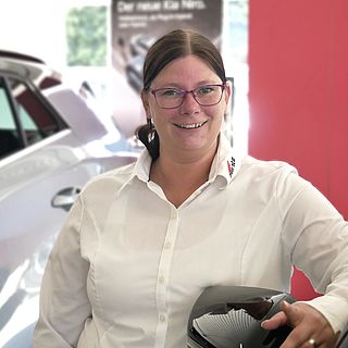 Jennifer Kolb-Schmitz / Abteilung Verkauf